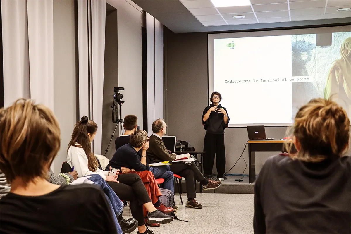 Il costo di una maglietta - immagine 4